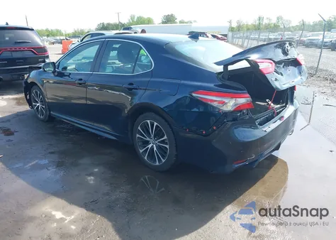 2019 Toyota Camry Le/Xle z USA, uszkodzony, nr VIN 4T1B11HK5KU849355